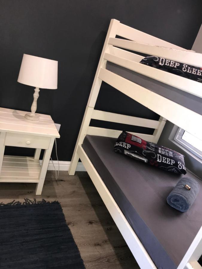 Modern Apartment Walking Distance To Main Beach Restaurants And Other Amenities Jeffreysbaai Buitenkant foto