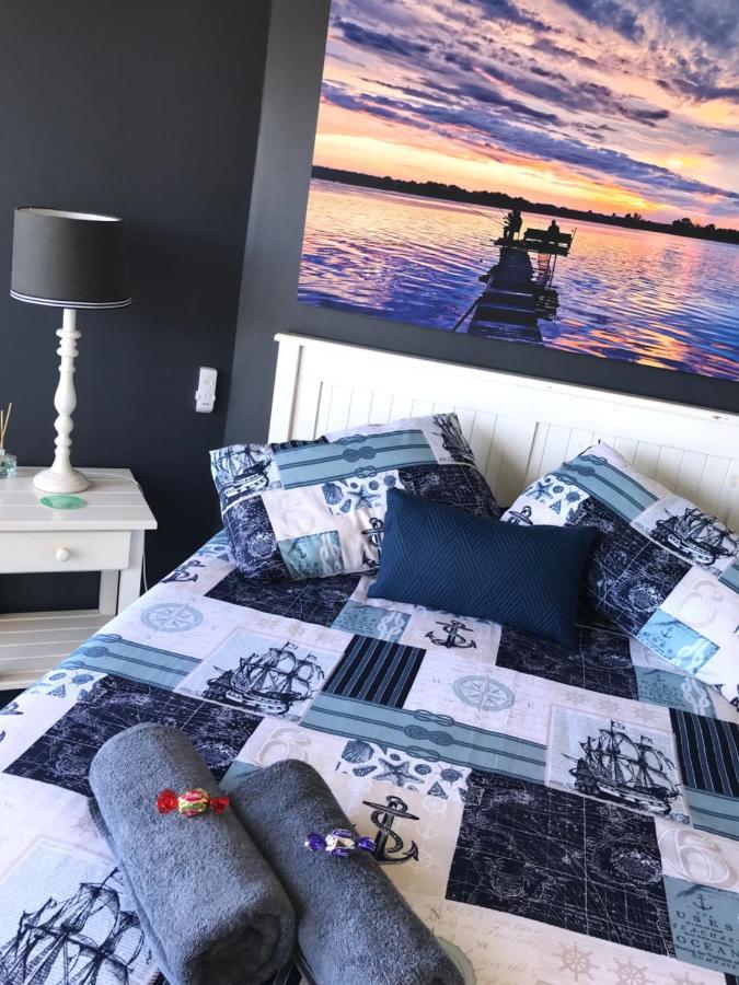 Modern Apartment Walking Distance To Main Beach Restaurants And Other Amenities Jeffreysbaai Buitenkant foto