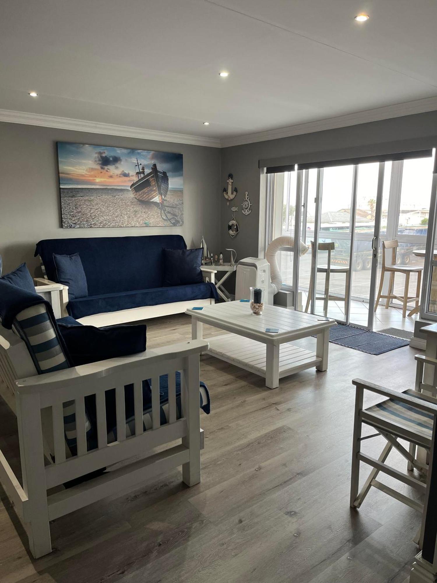 Modern Apartment Walking Distance To Main Beach Restaurants And Other Amenities Jeffreysbaai Buitenkant foto